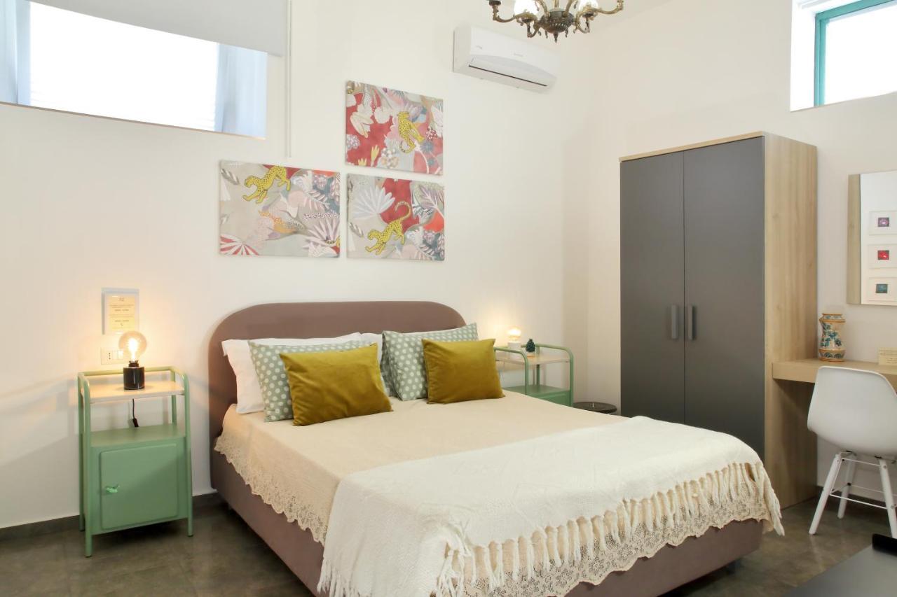 B&B Ronco Zaffarana 卡尔塔吉罗 外观 照片